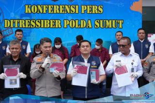 Sinergi dan Kolaborasi, Polda Sumut dan OJK Berhasil Bongkar Sindikat Penipuan Online Ratusan Juta